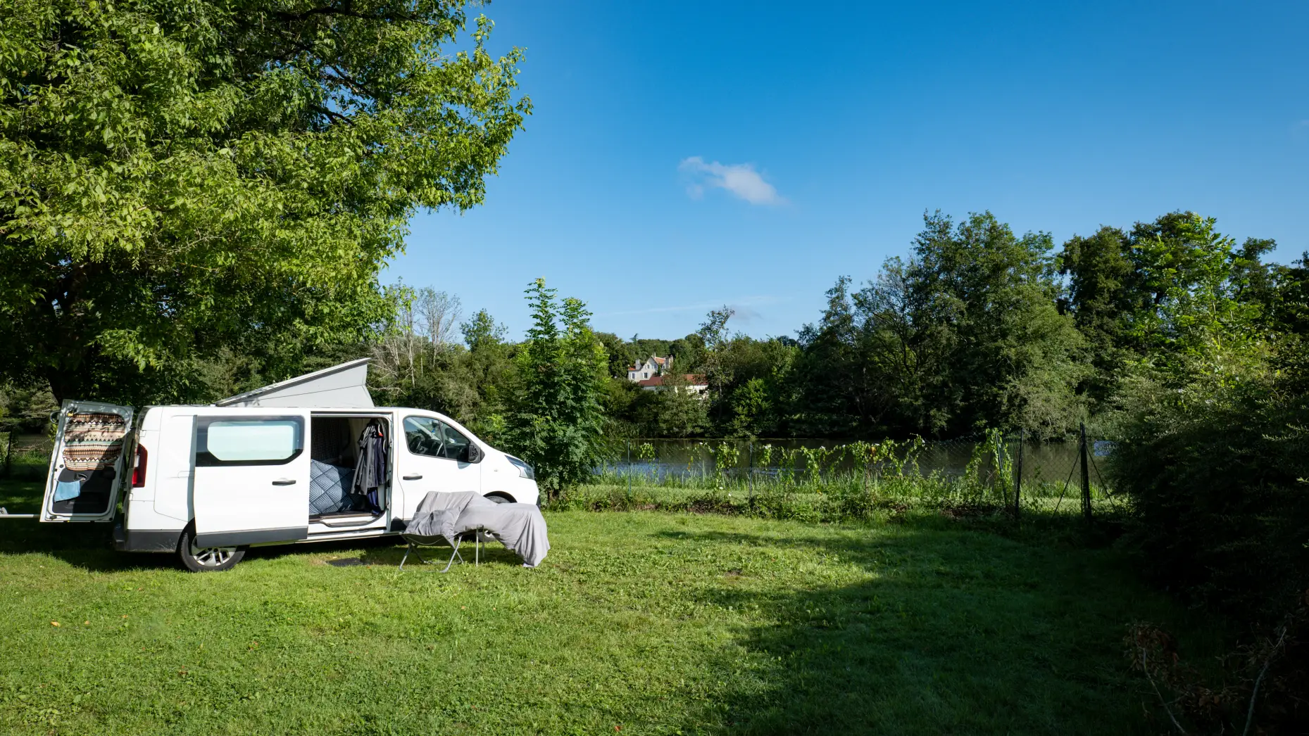 Camping les Berges de l'Yonne
